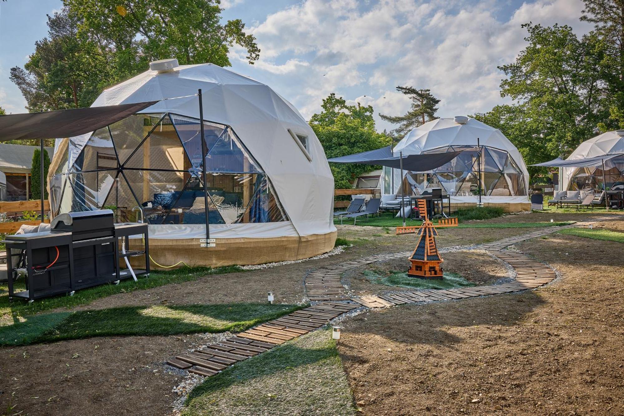 فندق Glamping Slapy المظهر الخارجي الصورة