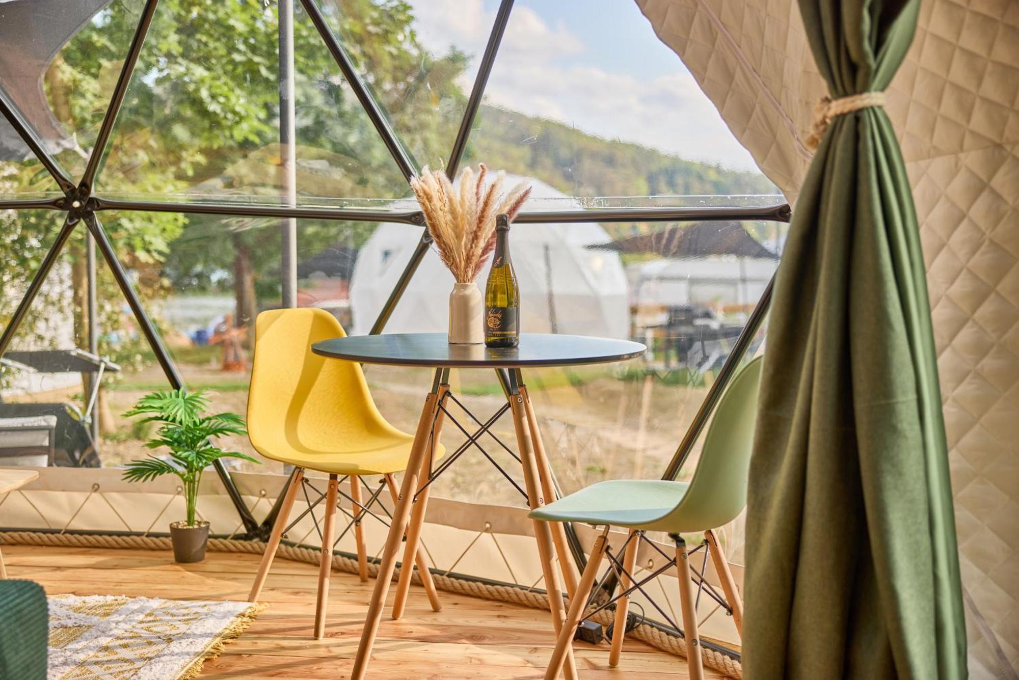 فندق Glamping Slapy المظهر الخارجي الصورة